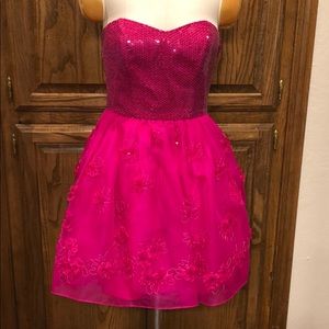 Betsy Johnson pink dress